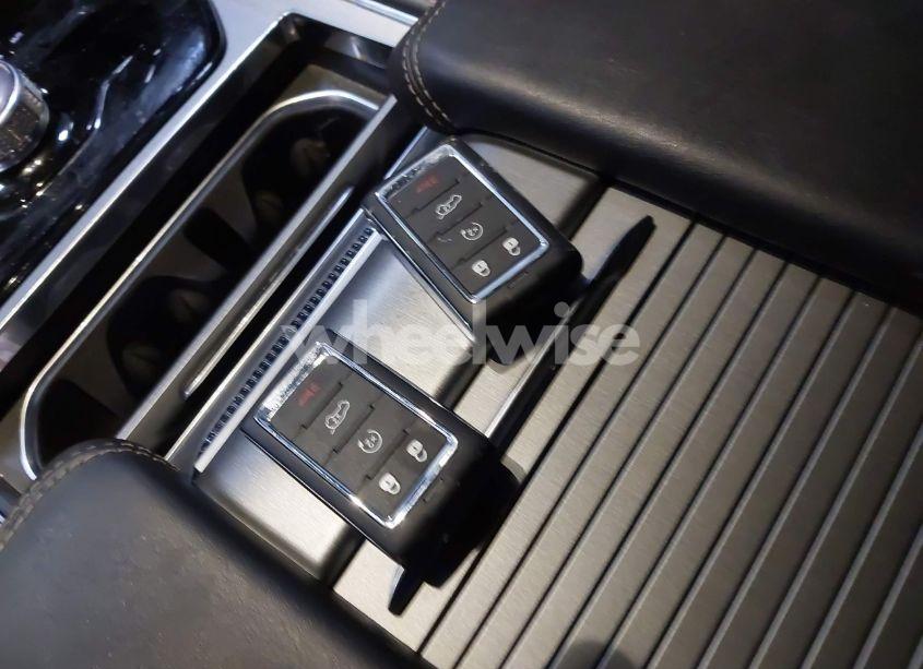 Photo 11 of 2024 Jeep Wagoneer L SERIES II CARBIDE 4X4 (VIN 1C4SJSBP4RS108053)