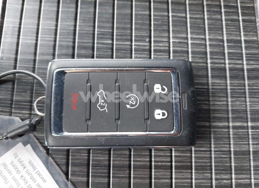 Photo 11 of 2024 Jeep Wagoneer L SERIES II 4X4 (VIN 1C4SJSBP5RS131017)