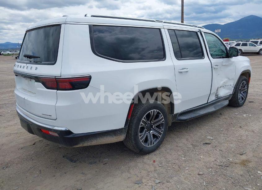 Photo 4 of 2024 Jeep Wagoneer L SERIES II 4X4 (VIN 1C4SJSBP5RS131017)