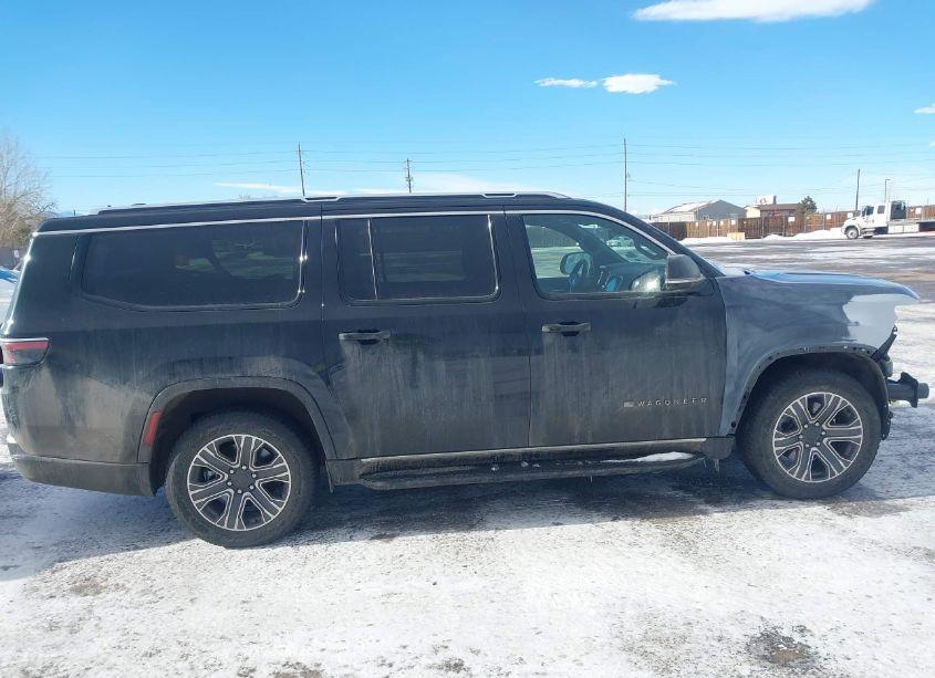 Photo 13 of 2024 Jeep Wagoneer L SERIES II 4X4 (VIN 1C4SJSBP5RS175793)