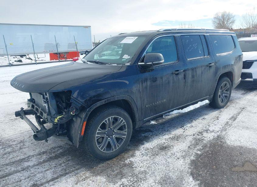 Photo 2 of 2024 Jeep Wagoneer L SERIES II 4X4 (VIN 1C4SJSBP5RS175793)