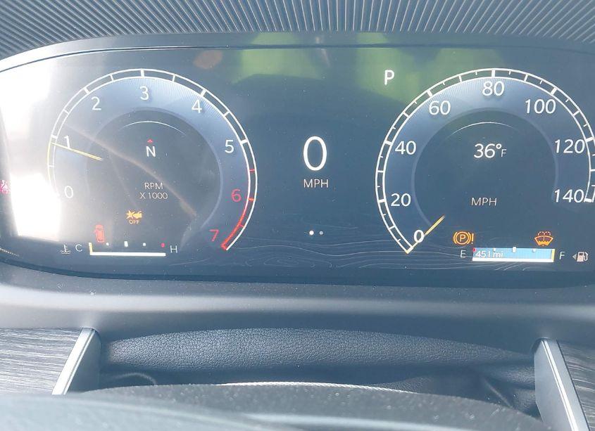 Photo 7 of 2024 Jeep Wagoneer L SERIES II 4X4 (VIN 1C4SJSBP5RS175793)