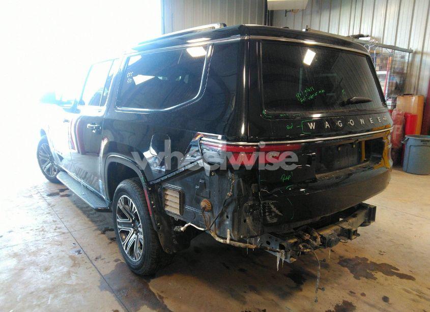 Photo 3 of 2024 Jeep Wagoneer L SERIES II 4X4 (VIN 1C4SJSBP6RS101430)