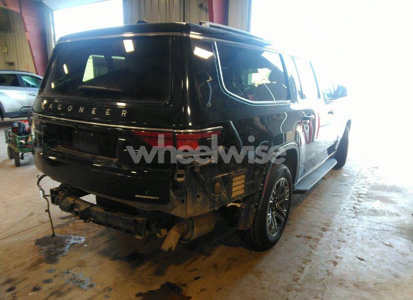 Photo 4 of 2024 Jeep Wagoneer L SERIES II 4X4 (VIN 1C4SJSBP6RS101430)