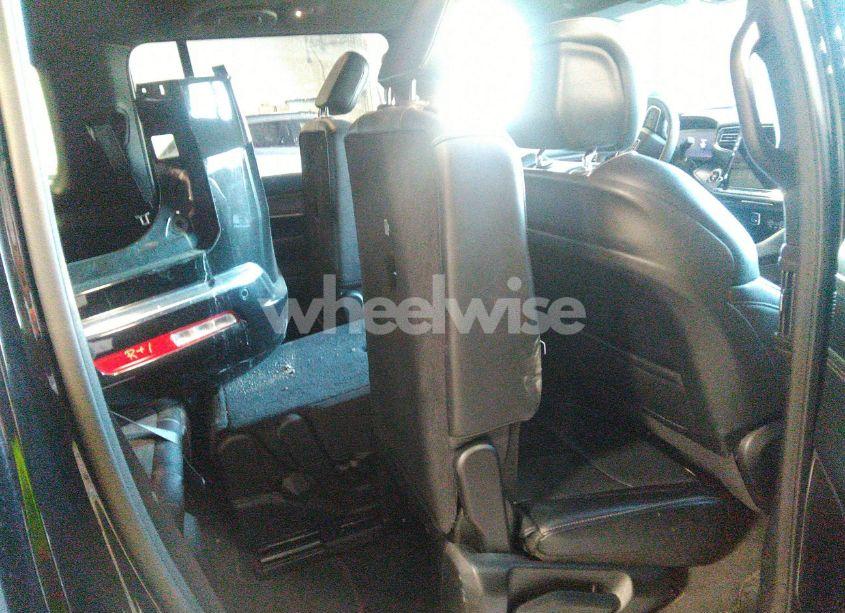 Photo 8 of 2024 Jeep Wagoneer L SERIES II 4X4 (VIN 1C4SJSBP6RS101430)