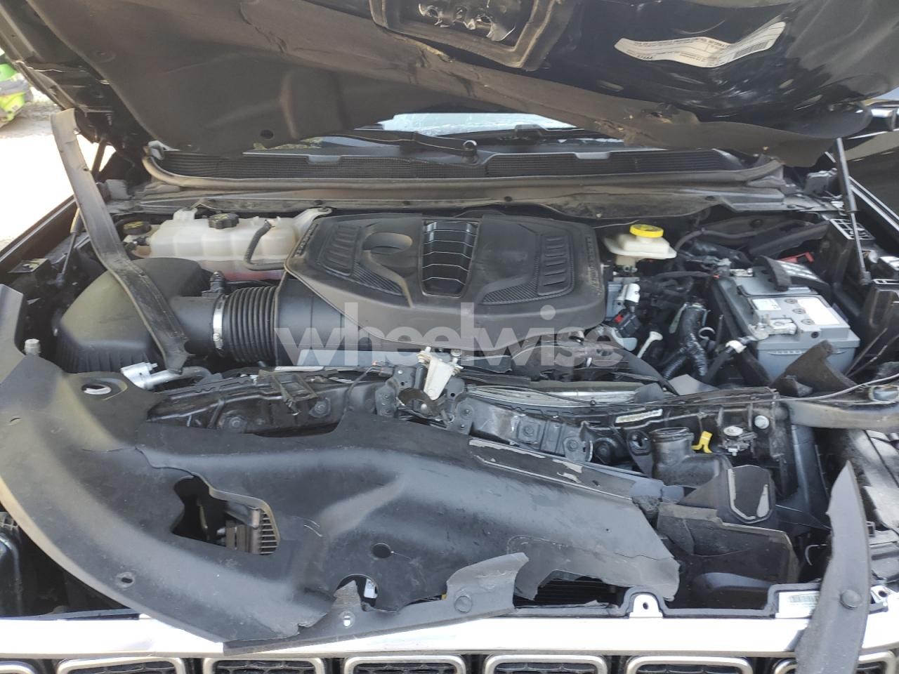 Photo 12 of 2024 JEEP WAGONEER L SERIES II (VIN 1C4SJSBP6RS101704)