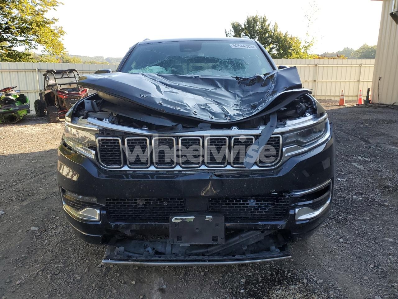 Photo 5 of 2024 JEEP WAGONEER L SERIES II (VIN 1C4SJSBP6RS101704)