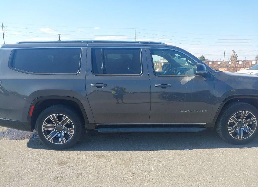 Photo 14 of 2024 Jeep Wagoneer L SERIES II 4X4 (VIN 1C4SJSBP7RS131827)