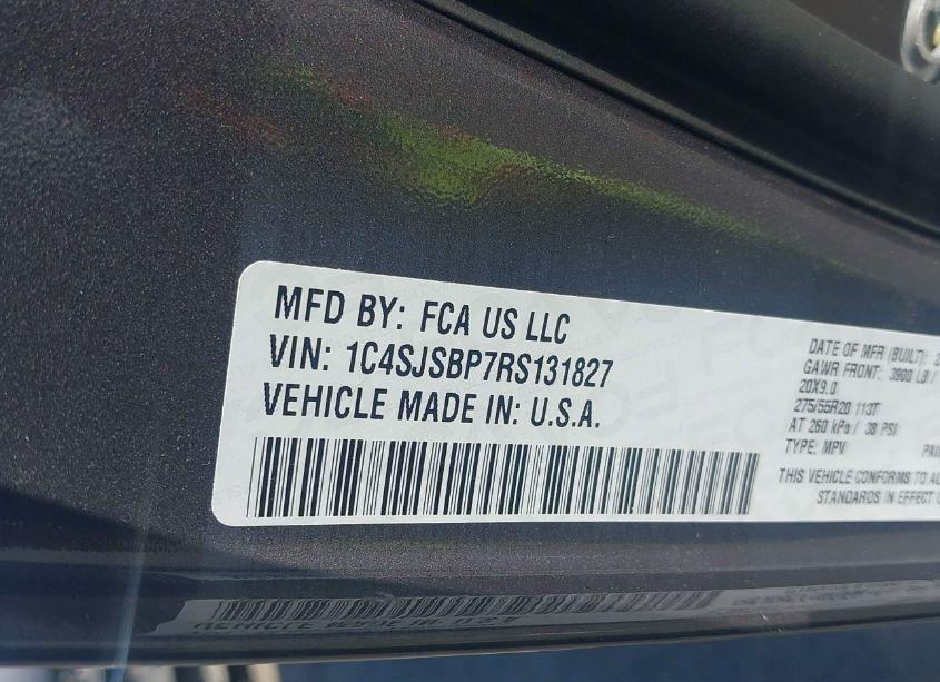 Photo 9 of 2024 Jeep Wagoneer L SERIES II 4X4 (VIN 1C4SJSBP7RS131827)