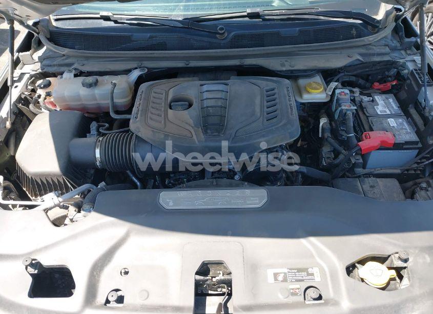 Photo 10 of 2024 Jeep Wagoneer L SERIES II 4X4 (VIN 1C4SJSBP8RS105303)