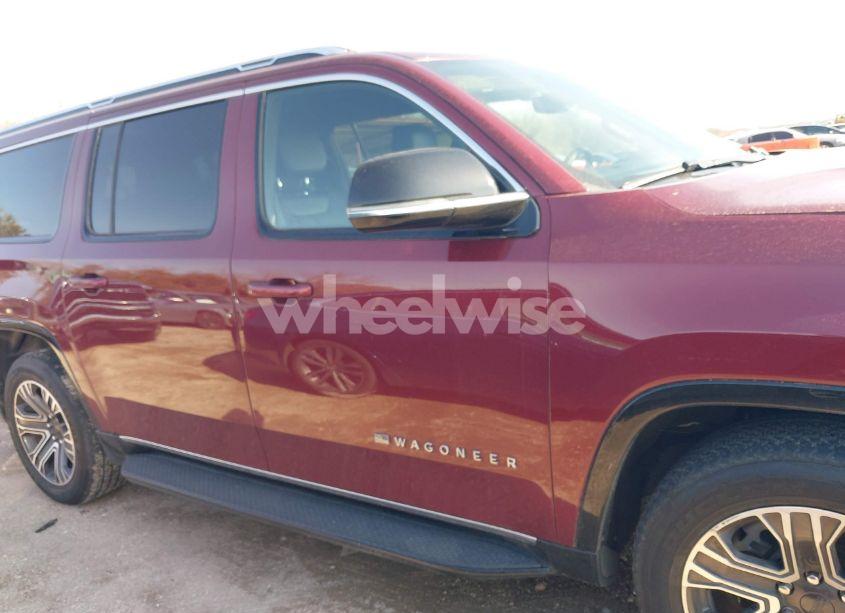 Photo 13 of 2024 Jeep Wagoneer L SERIES II 4X4 (VIN 1C4SJSBPXRS101317)