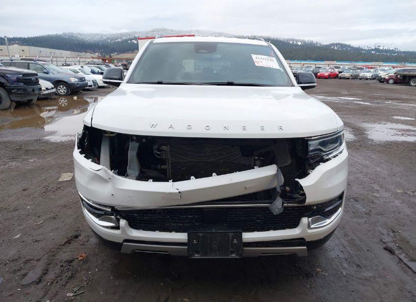 Photo 13 of 2024 Jeep Wagoneer L SERIES II 4X4 (VIN 1C4SJSBPXRS145205)