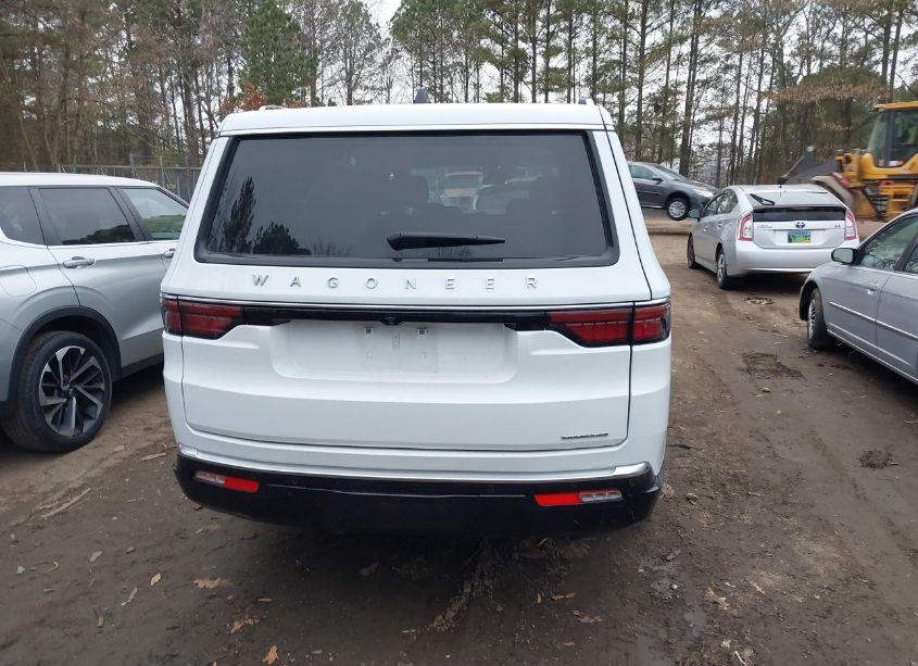 Photo 16 of 2024 Jeep Wagoneer L SERIES II 4X4 (VIN 1C4SJSBPXRS158570)