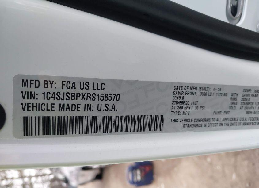 Photo 9 of 2024 Jeep Wagoneer L SERIES II 4X4 (VIN 1C4SJSBPXRS158570)