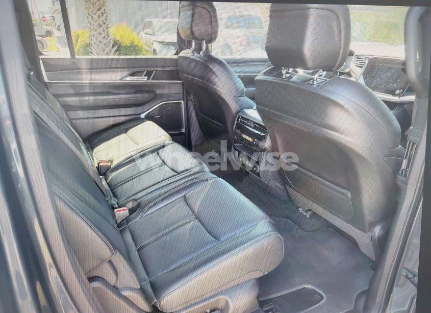 Photo 13 of 2024 Jeep Wagoneer L SERIES III (VIN 1C4SJSDP8RS169144)