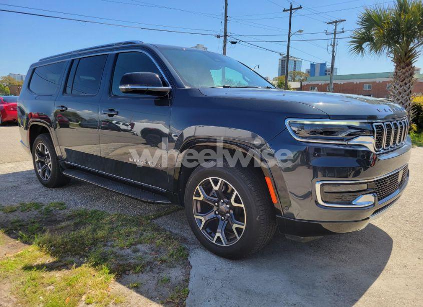 Photo 2 of 2024 Jeep Wagoneer L SERIES III (VIN 1C4SJSDP8RS169144)