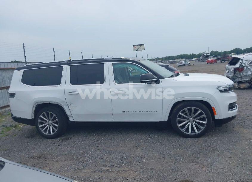 Photo 13 of 2023 Jeep Grand WAGONEER L SERIES II 4X4 (VIN 1C4SJSFP2PS556928)