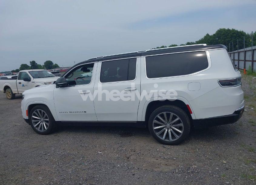 Photo 14 of 2023 Jeep Grand WAGONEER L SERIES II 4X4 (VIN 1C4SJSFP2PS556928)