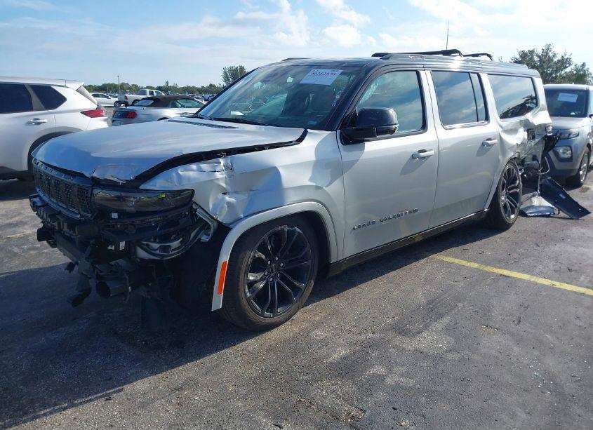 Photo 2 of 2024 Jeep Grand WAGONEER L SERIES II 4X4 (VIN 1C4SJSFP6RS132641)