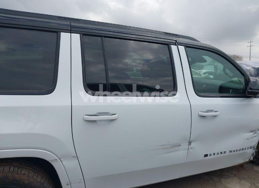 Photo 13 of 2024 Jeep Grand WAGONEER L SERIES II 4X4 (VIN 1C4SJSFP6RS150251)