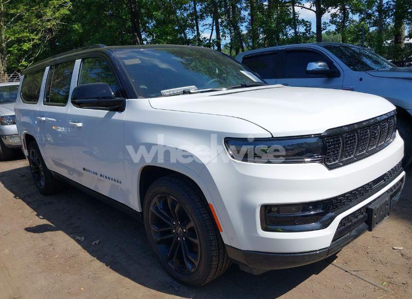 2024 Jeep Grand WAGONEER L SERIES II 4X4 (VIN 1C4SJSFP8RS150090) main photo