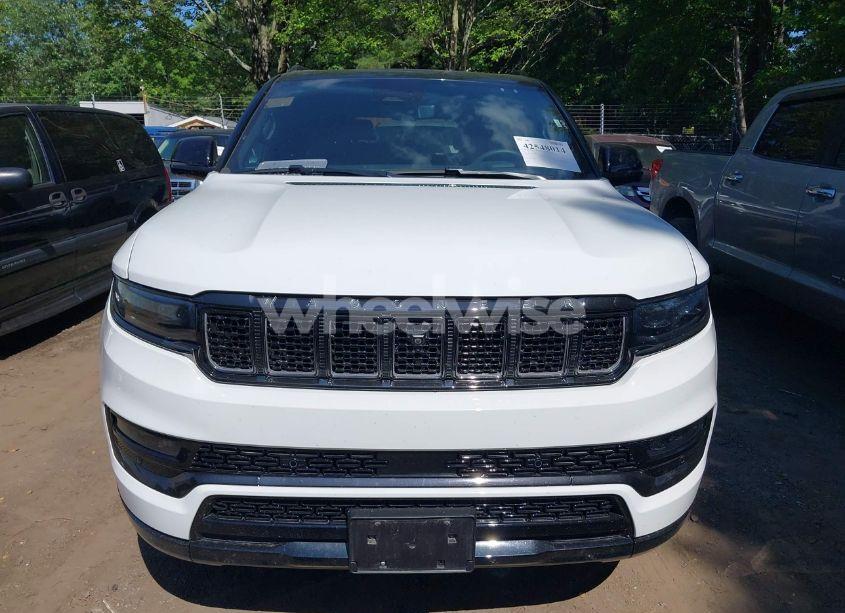 Photo 12 of 2024 Jeep Grand WAGONEER L SERIES II 4X4 (VIN 1C4SJSFP8RS150090)