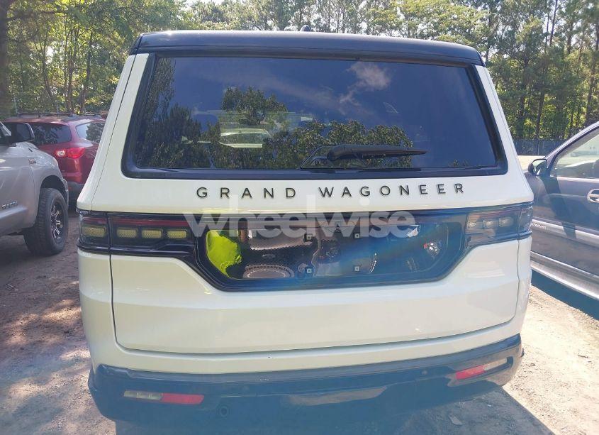Photo 16 of 2024 Jeep Grand WAGONEER L SERIES II 4X4 (VIN 1C4SJSFP8RS150090)