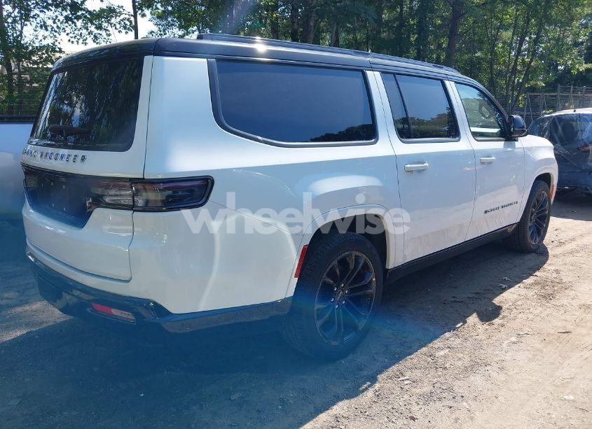 Photo 4 of 2024 Jeep Grand WAGONEER L SERIES II 4X4 (VIN 1C4SJSFP8RS150090)