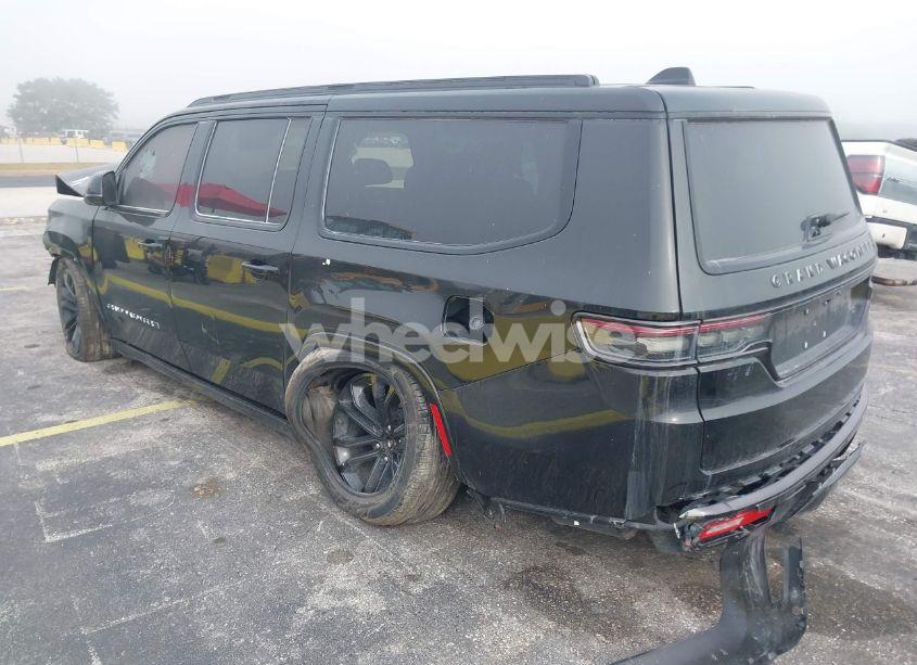 Photo 3 of 2024 Jeep Grand WAGONEER L SERIES II 4X4 (VIN 1C4SJSFP9RS130978)