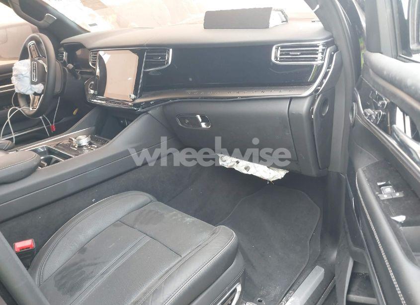 Photo 5 of 2024 Jeep Grand WAGONEER L SERIES II 4X4 (VIN 1C4SJSFP9RS130978)