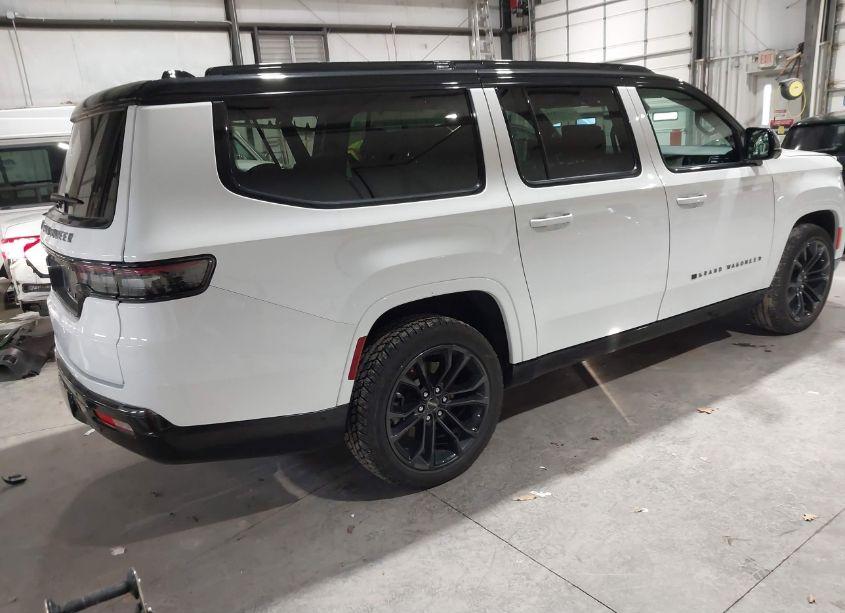 Photo 4 of 2024 Jeep Grand WAGONEER L SERIES II 4X4 (VIN 1C4SJSFP9RS131127)