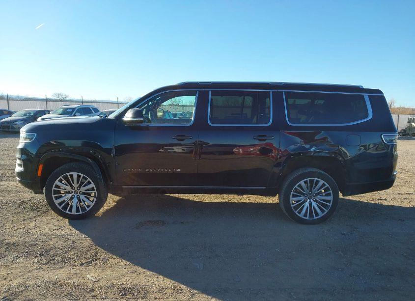 Photo 14 of 2024 Jeep Grand WAGONEER L SERIES III 4X4 (VIN 1C4SJSGP4RS186356)