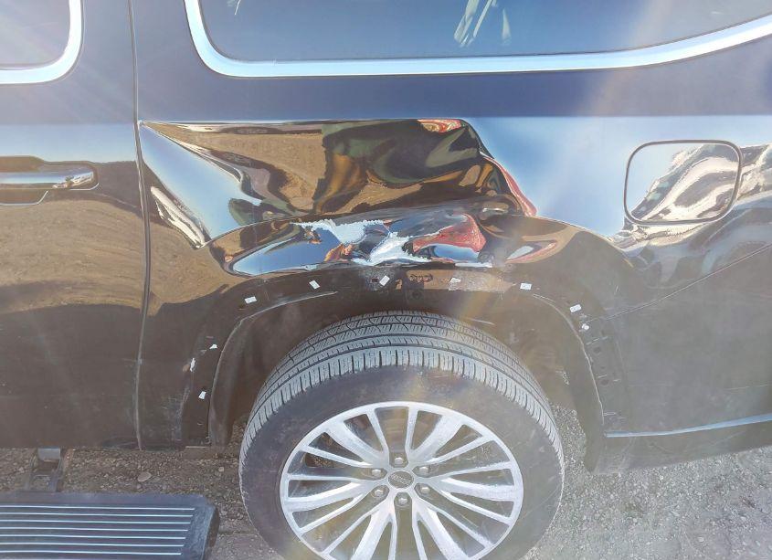 Photo 6 of 2024 Jeep Grand WAGONEER L SERIES III 4X4 (VIN 1C4SJSGP4RS186356)