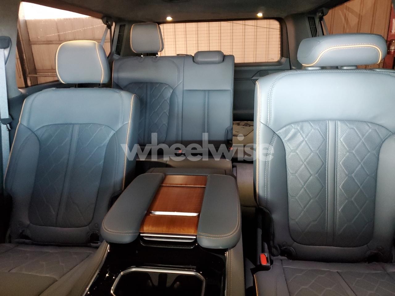 Photo 10 of 2023 JEEP GRAND WAGONEER L SERIES III (VIN 1C4SJSGP7PS500692)