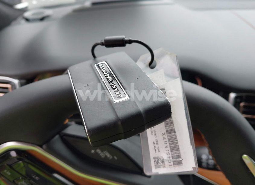 Photo 11 of 2024 Jeep Grand WAGONEER L SERIES III 4X4 (VIN 1C4SJSGPXRS184787)