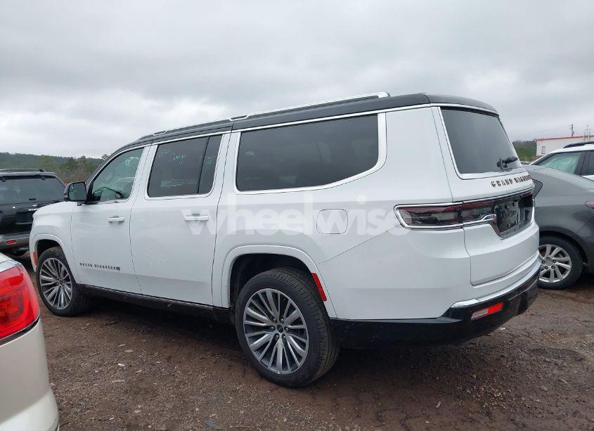 Photo 14 of 2024 Jeep Grand WAGONEER L SERIES III 4X4 (VIN 1C4SJSGPXRS184787)