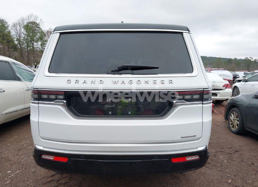 Photo 16 of 2024 Jeep Grand WAGONEER L SERIES III 4X4 (VIN 1C4SJSGPXRS184787)