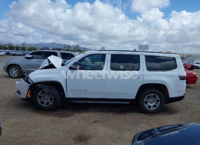 Photo 13 of 2024 Jeep Wagoneer SERIES I 4X2 (VIN 1C4SJUAP4RS154432)