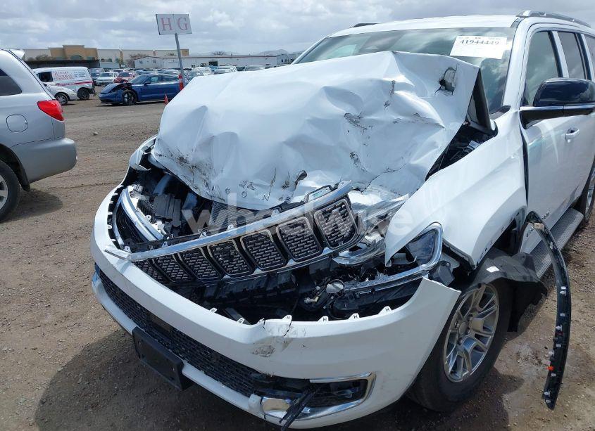 Photo 6 of 2024 Jeep Wagoneer SERIES I 4X2 (VIN 1C4SJUAP4RS154432)