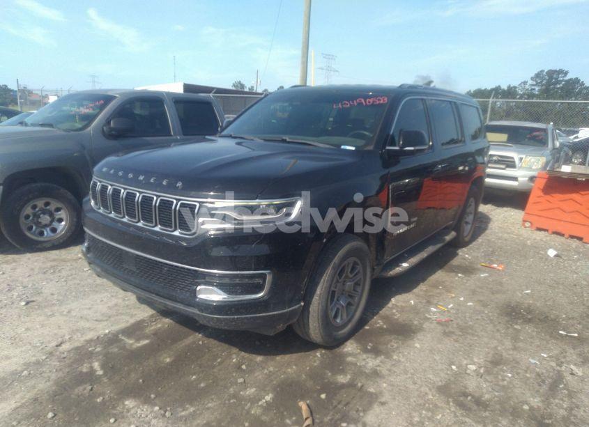 Photo 2 of 2022 Jeep Wagoneer SERIES I 4X2 (VIN 1C4SJUAT5NS192176)