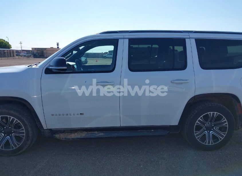 Photo 14 of 2024 Jeep Wagoneer SERIES II 4X2 (VIN 1C4SJUBP2RS137837)