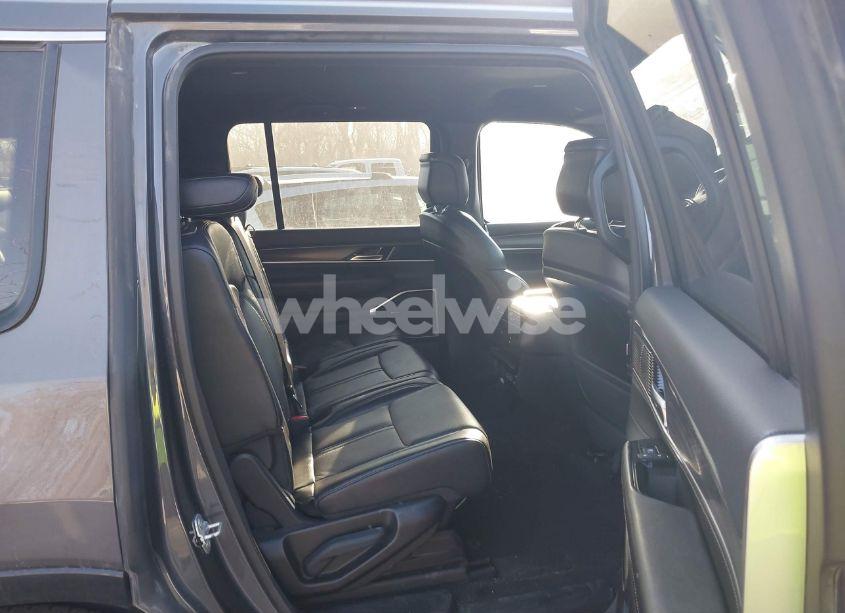 Photo 8 of 2024 Jeep Wagoneer SERIES II 4X2 (VIN 1C4SJUBP3RS137572)