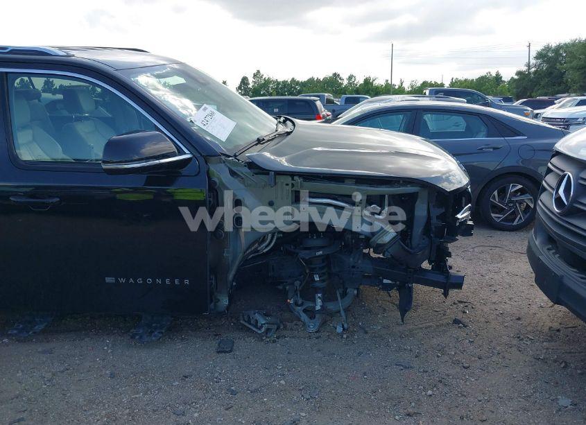 Photo 6 of 2024 Jeep Wagoneer SERIES II 4X2 (VIN 1C4SJUBPXRS126049)