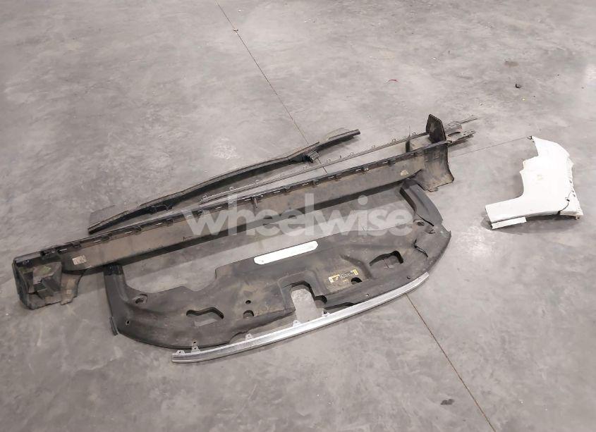 Photo 12 of 2024 Jeep Wagoneer SERIES II 4X2 (VIN 1C4SJUBPXRS136693)