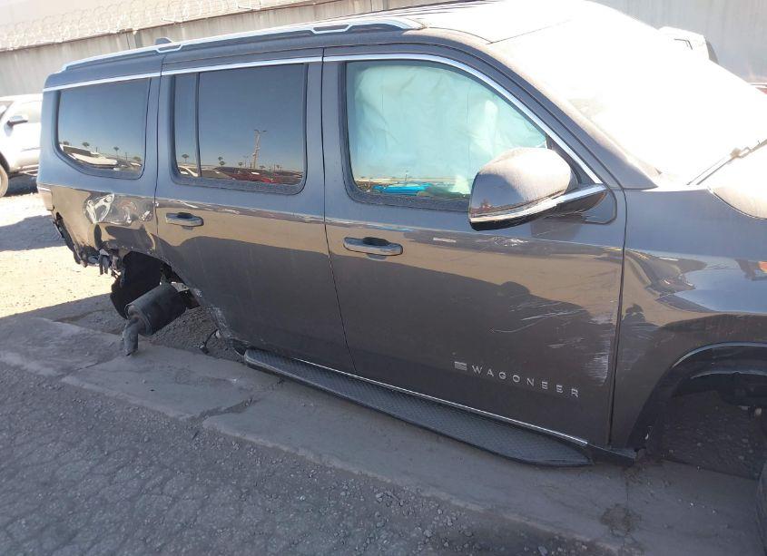 Photo 12 of 2022 Jeep Wagoneer SERIES II 4X2 (VIN 1C4SJUBT3NS165413)