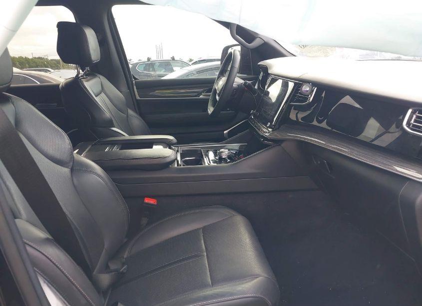 Photo 5 of 2022 Jeep Wagoneer SERIES II 4X2 (VIN 1C4SJUBT6NS160853)