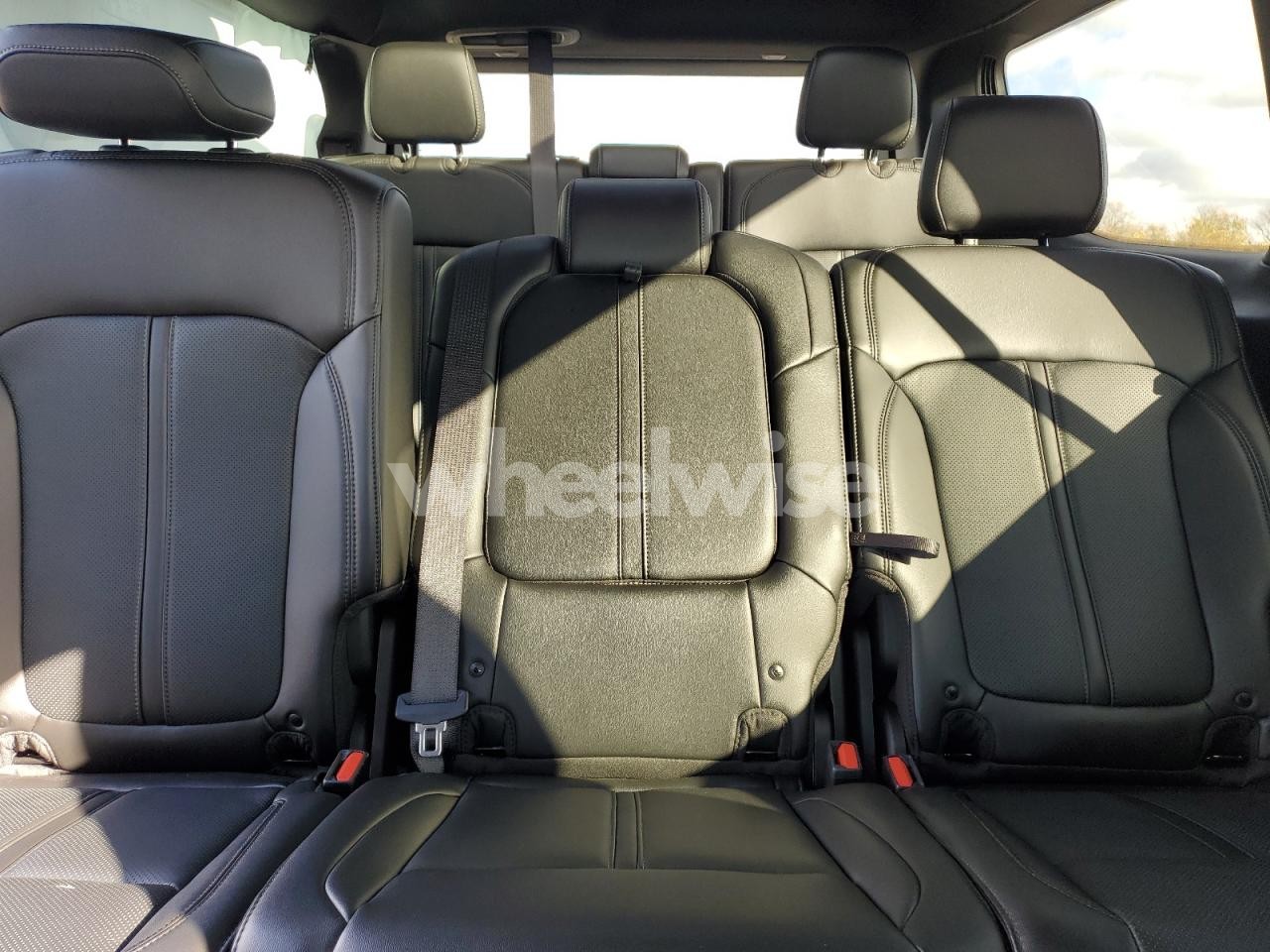 Photo 10 of 2025 JEEP WAGONEER SERIES I (VIN 1C4SJVAP0SS501699)