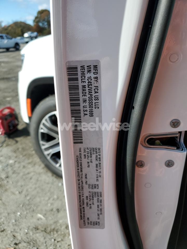 Photo 13 of 2025 JEEP WAGONEER SERIES I (VIN 1C4SJVAP0SS501699)