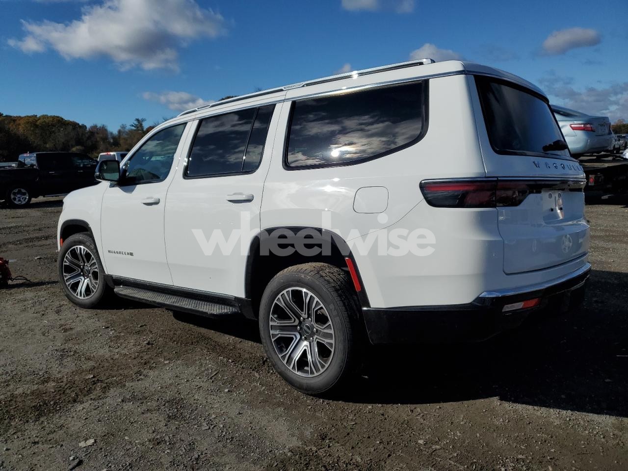 Photo 2 of 2025 JEEP WAGONEER SERIES I (VIN 1C4SJVAP0SS501699)