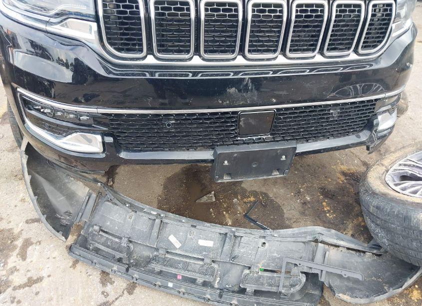 Photo 6 of 2024 Jeep Wagoneer SERIES I 4X4 (VIN 1C4SJVAP1RS108269)